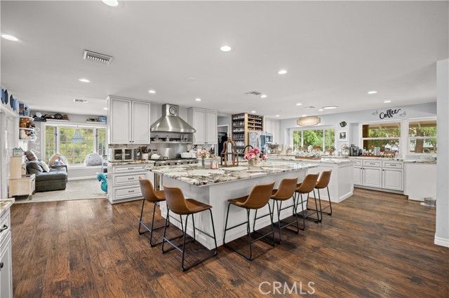 5981 Lakeview Avenue, Yorba Linda, CA 92886