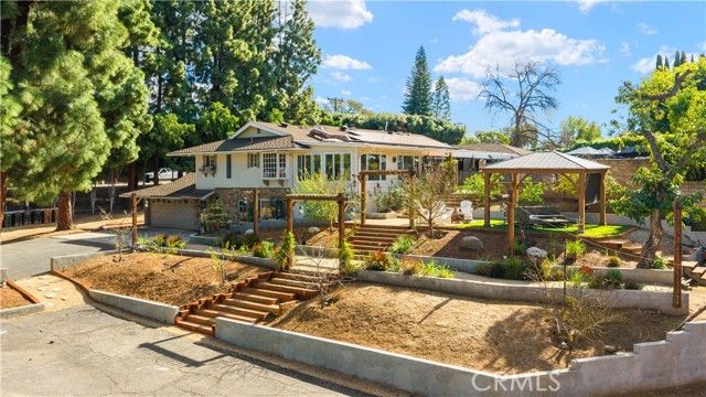 5981 Lakeview Avenue, Yorba Linda, CA 92886