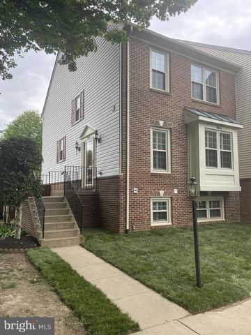 8845 EAGLE ROCK LN, Springfield, VA 22153