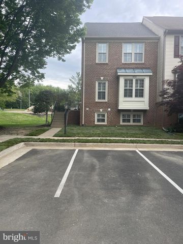 8845 EAGLE ROCK LN, Springfield, VA 22153