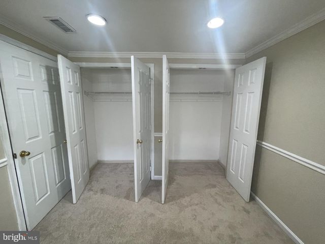 8845 EAGLE ROCK LN, Springfield, VA 22153