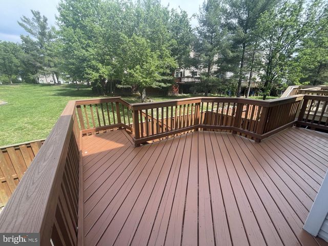 8845 EAGLE ROCK LN, Springfield, VA 22153