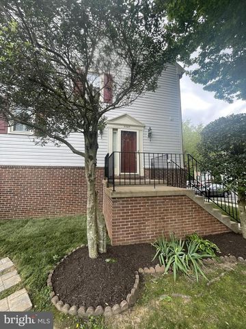 8845 EAGLE ROCK LN, Springfield, VA 22153