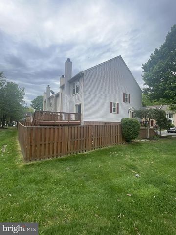 8845 EAGLE ROCK LN, Springfield, VA 22153
