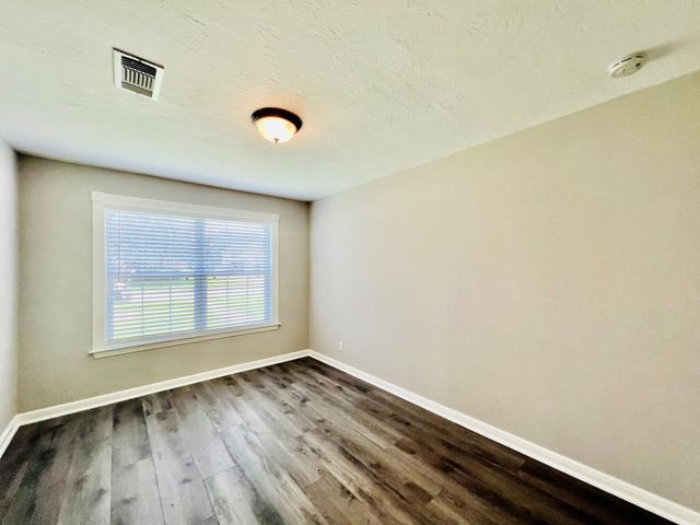 5124 Beech Street, Bellaire, TX 77401