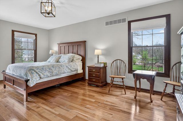 10434 Sourwood Court, Brighton, MI 48114