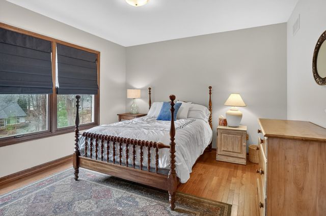 10434 Sourwood Court, Brighton, MI 48114