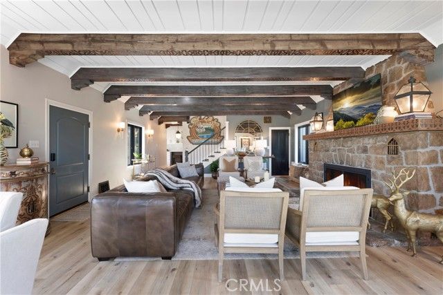 28041 Lakes Edge Road, Lake Arrowhead, CA 92352