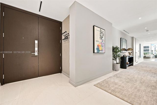 300 Biscayne Blvd Way 301, Miami, FL 33131