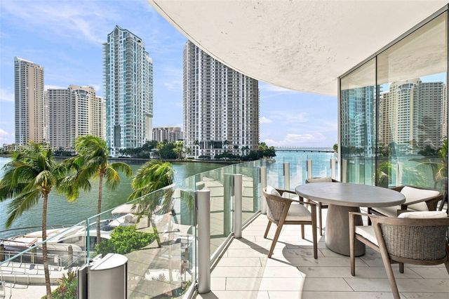 300 Biscayne Blvd Way 301, Miami, FL 33131