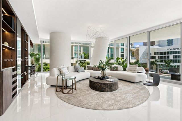 300 Biscayne Blvd Way 301, Miami, FL 33131