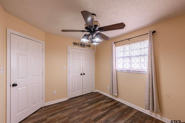 703 Kickapoo, Chandler, TX 75758