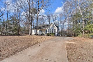 2403 Regency Drive, Randleman, NC 27317
