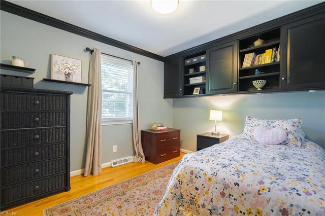 1661 Will O Wisp DR, Virginia Beach, VA 23454
