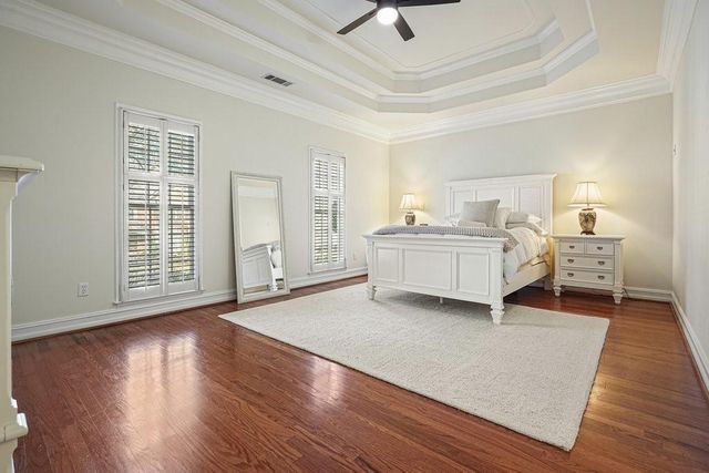 1604 Greenview Court, Woodstock, GA 30189