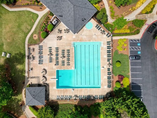 1604 Greenview Court, Woodstock, GA 30189