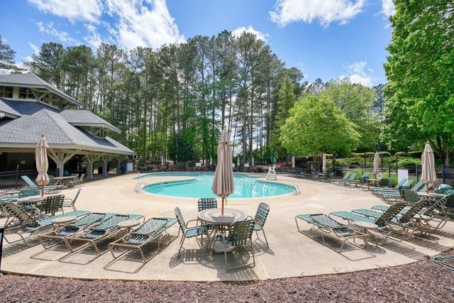 1604 Greenview Court, Woodstock, GA 30189