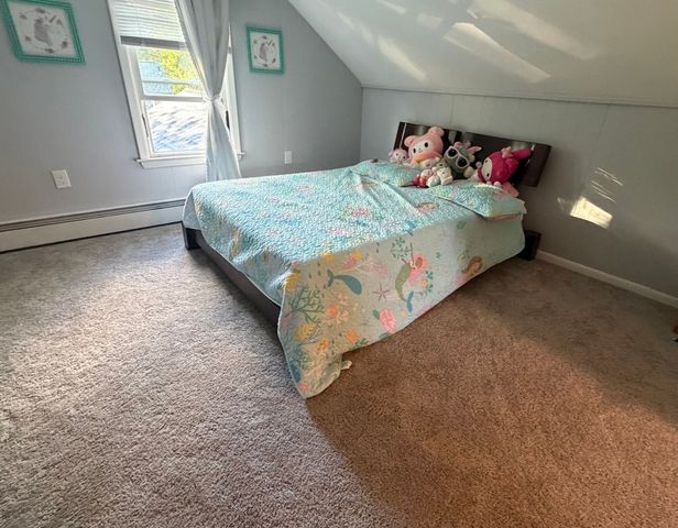 727 Newbury St, Springfield, MA 01104