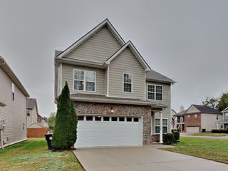 4131 Effie Seward Dr, Murfreesboro, TN 37129