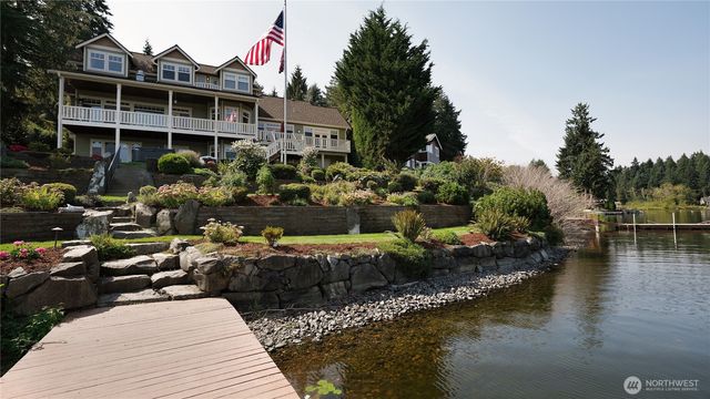 7240 Holmes Island Road SE, Lacey, WA 98503