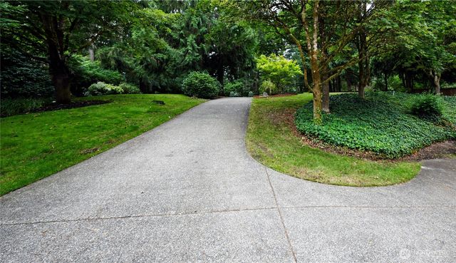 7240 Holmes Island Road SE, Lacey, WA 98503