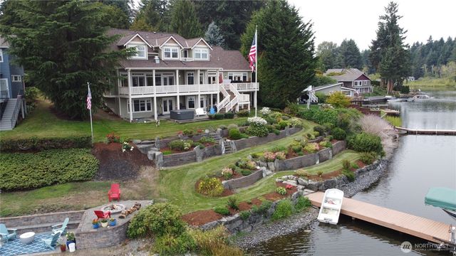 7240 Holmes Island Road SE, Lacey, WA 98503