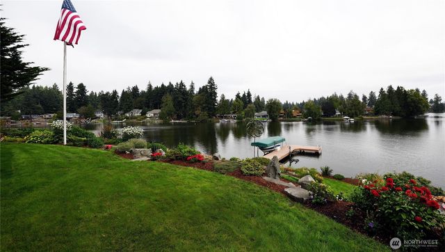 7240 Holmes Island Road SE, Lacey, WA 98503