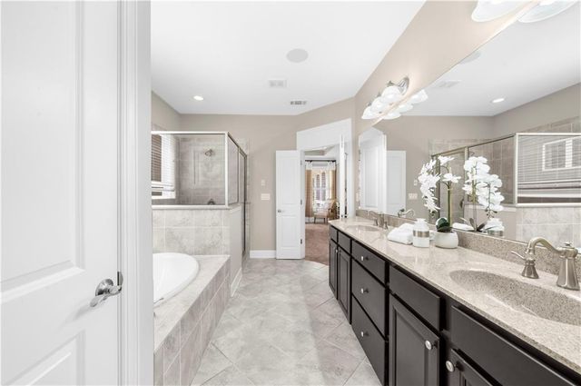 3028 Scarlet Oak Lane, Gainesville, GA 30504
