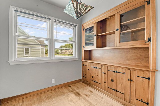 309 4th Street, Waunakee, WI 53597