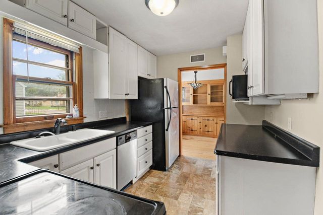 309 4th Street, Waunakee, WI 53597