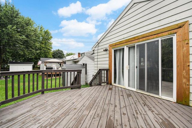 309 4th Street, Waunakee, WI 53597