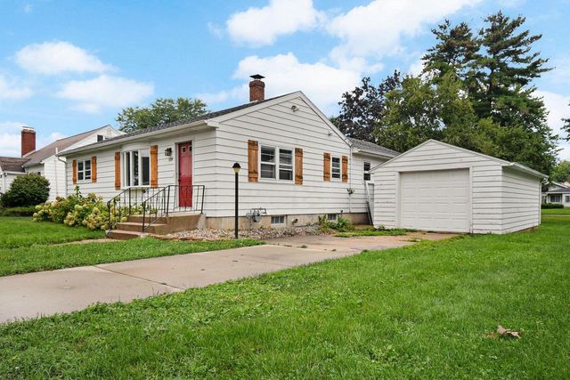 309 4th Street, Waunakee, WI 53597