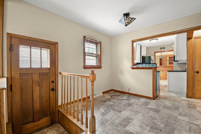 309 4th Street, Waunakee, WI 53597
