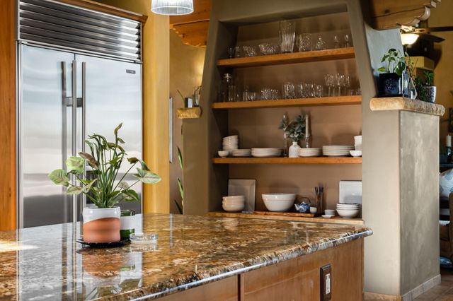 9 W Alary Lane, Corrales, NM 87048