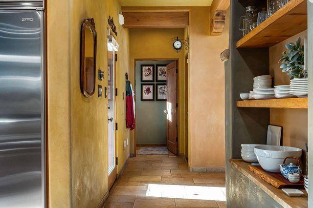 9 W Alary Lane, Corrales, NM 87048