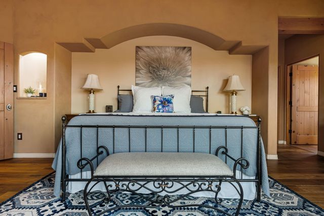 9 W Alary Lane, Corrales, NM 87048