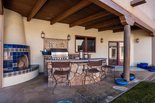 9 W Alary Lane, Corrales, NM 87048