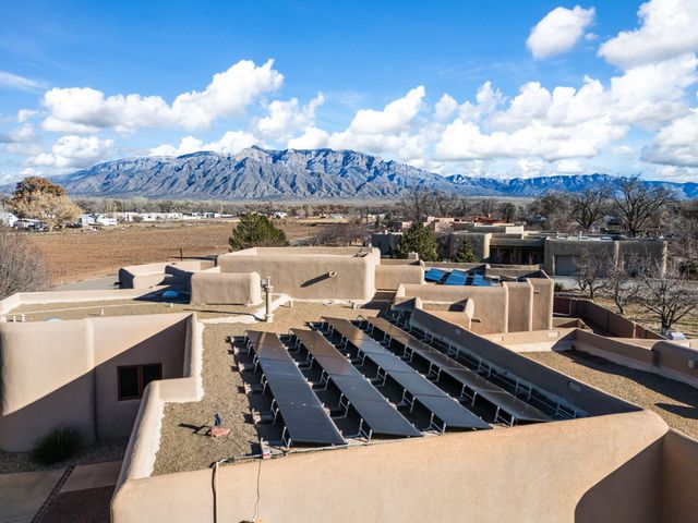 9 W Alary Lane, Corrales, NM 87048