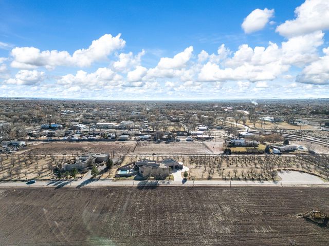 9 W Alary Lane, Corrales, NM 87048