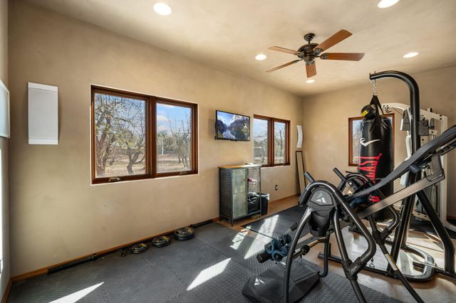 9 W Alary Lane, Corrales, NM 87048