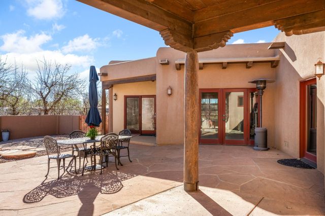 9 W Alary Lane, Corrales, NM 87048