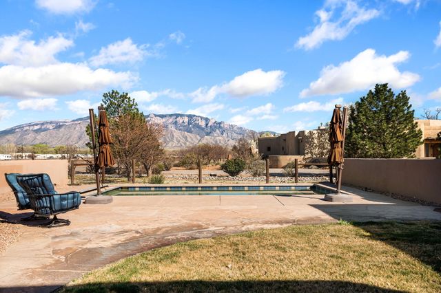 9 W Alary Lane, Corrales, NM 87048