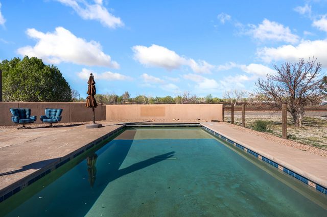 9 W Alary Lane, Corrales, NM 87048