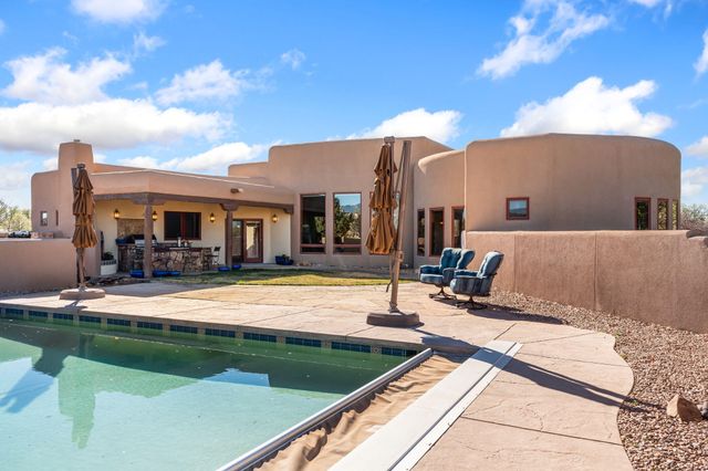 9 W Alary Lane, Corrales, NM 87048