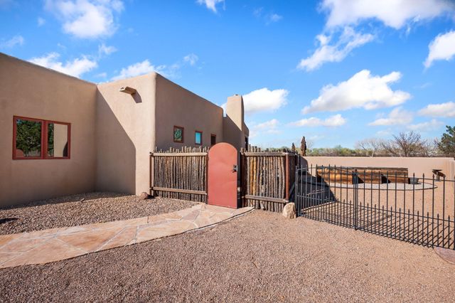 9 W Alary Lane, Corrales, NM 87048