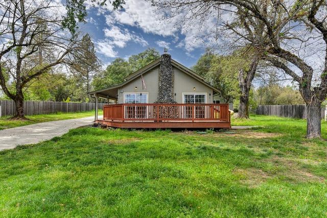 4524 Salmon Falls Rd, Pilot Hill, CA 95664