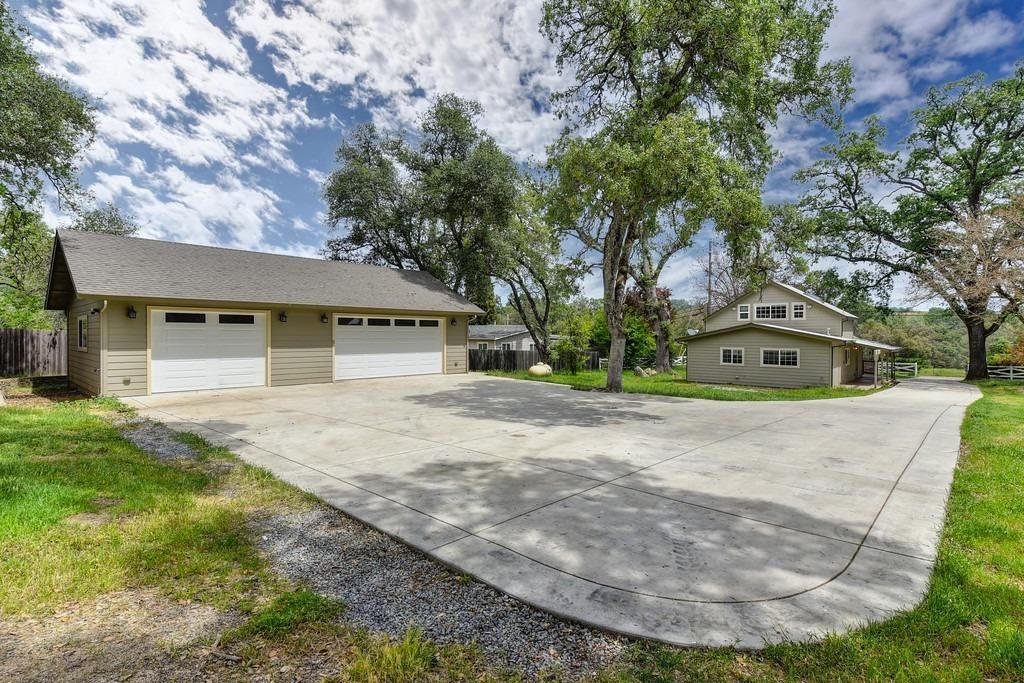 4524 Salmon Falls Rd, Pilot Hill, CA 95664