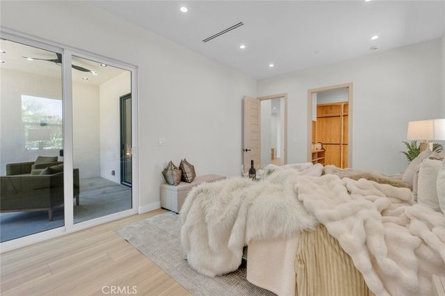 4948 Denny Avenue, North Hollywood, CA 91601