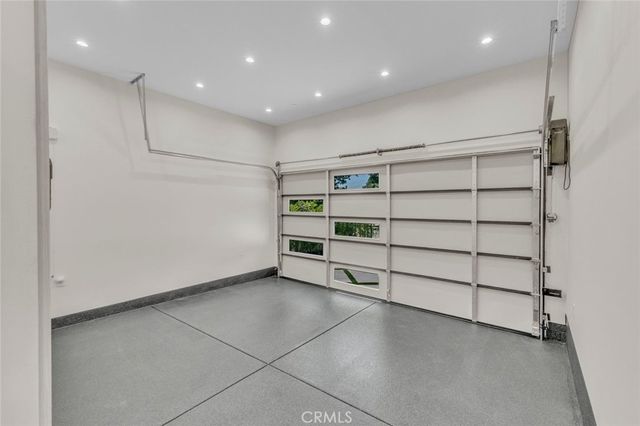 4948 Denny Avenue, North Hollywood, CA 91601