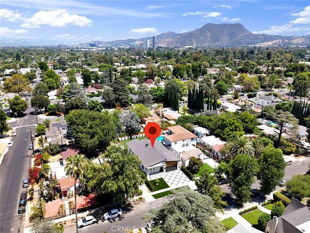 4948 Denny Avenue, North Hollywood, CA 91601